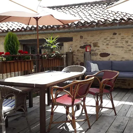 De Charme Lalaurie Holiday home *
